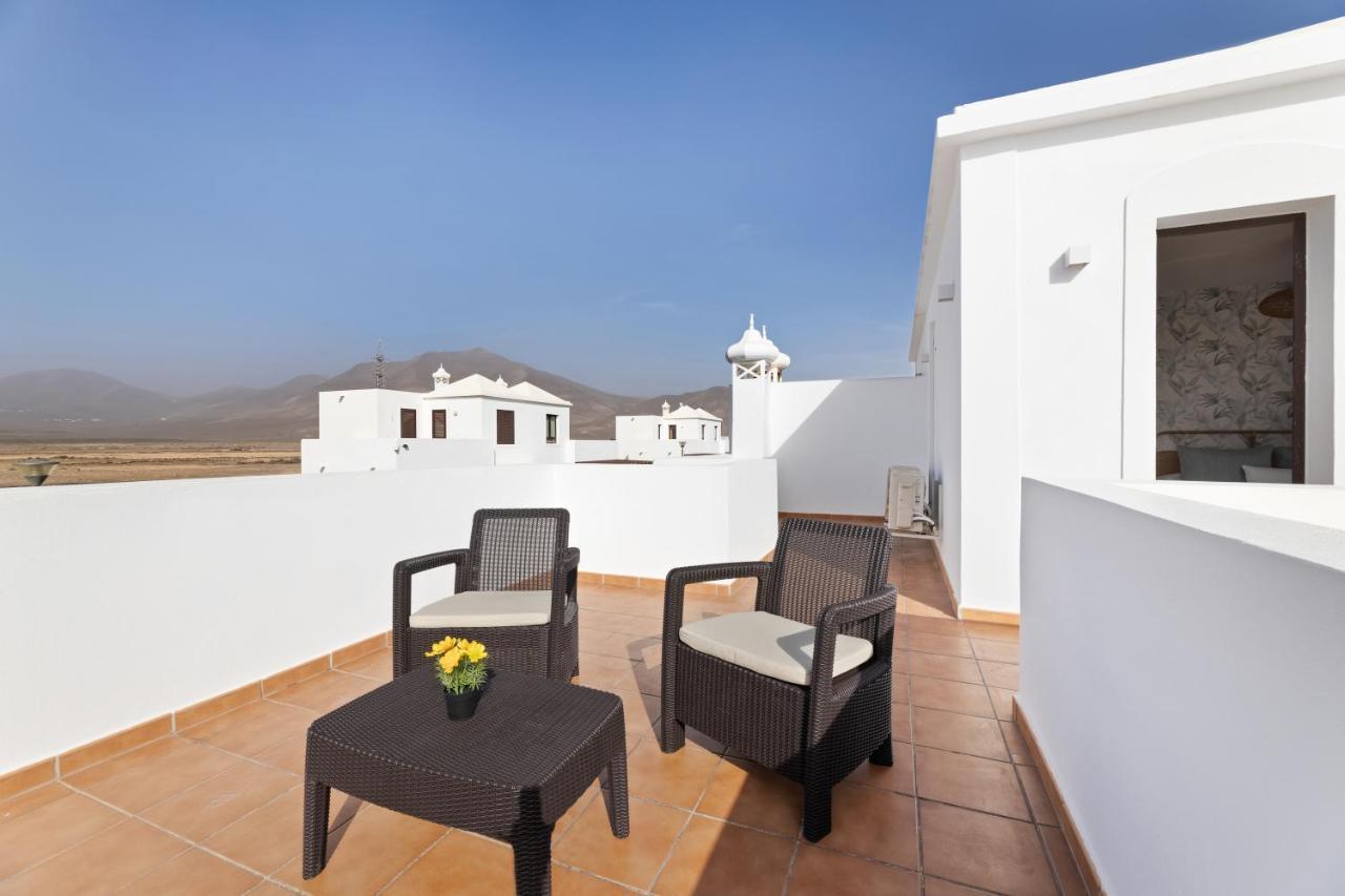 Lanzarote Villa Arts 普拉亚布兰卡 外观 照片